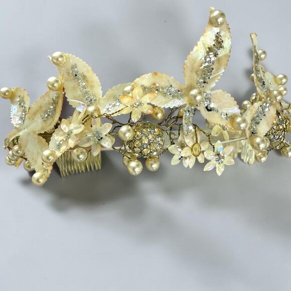 Mid Century Crown Tiara Shell Pearl Floral Headpiece Vintage Wedding MCM Prom main image 13